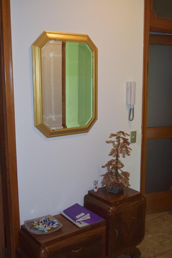 Apartamento Al Salice Tranquillita Nel Verde Via Amendola 24 Busto Arsizio Exterior foto